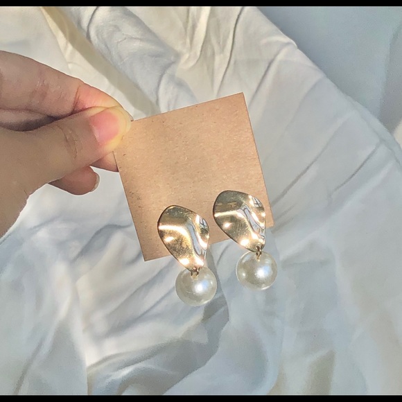 Gold Pearl Dangle Earrings, faux pearl earrings, - Picture 2 of 7